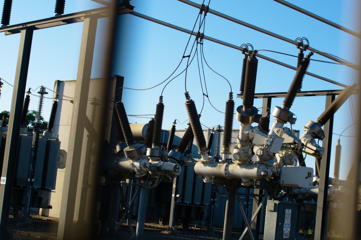 High-voltage substation